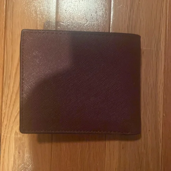 NWT Michael Kors Billfold saffiano Leather Wallet with coin pouch OXBLOOD color - Picture 5 of 6